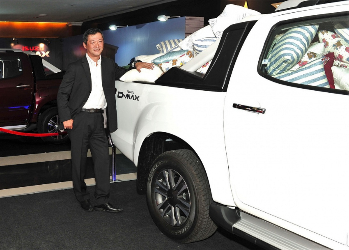 autos, car brands, cars, isuzu, two units of isuzu d-max up for grabs at perfect livin’ exhibition