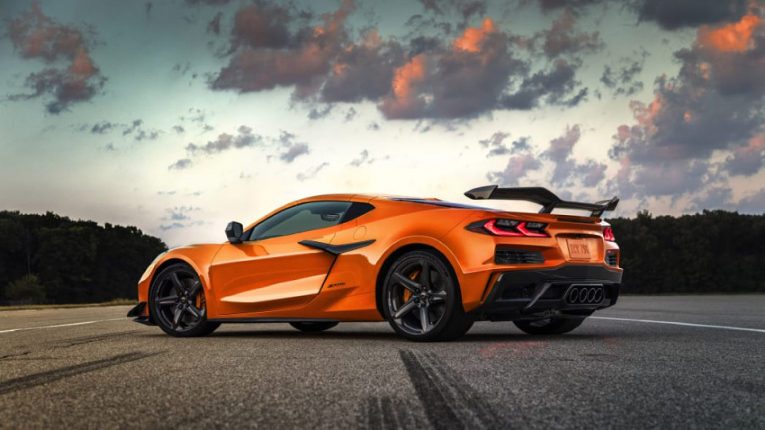 autos, cars, chevrolet, car buying, convertible, coupe, luxury, performance, supercars, 2023 chevrolet corvette z06 and stingray offer bounteous options