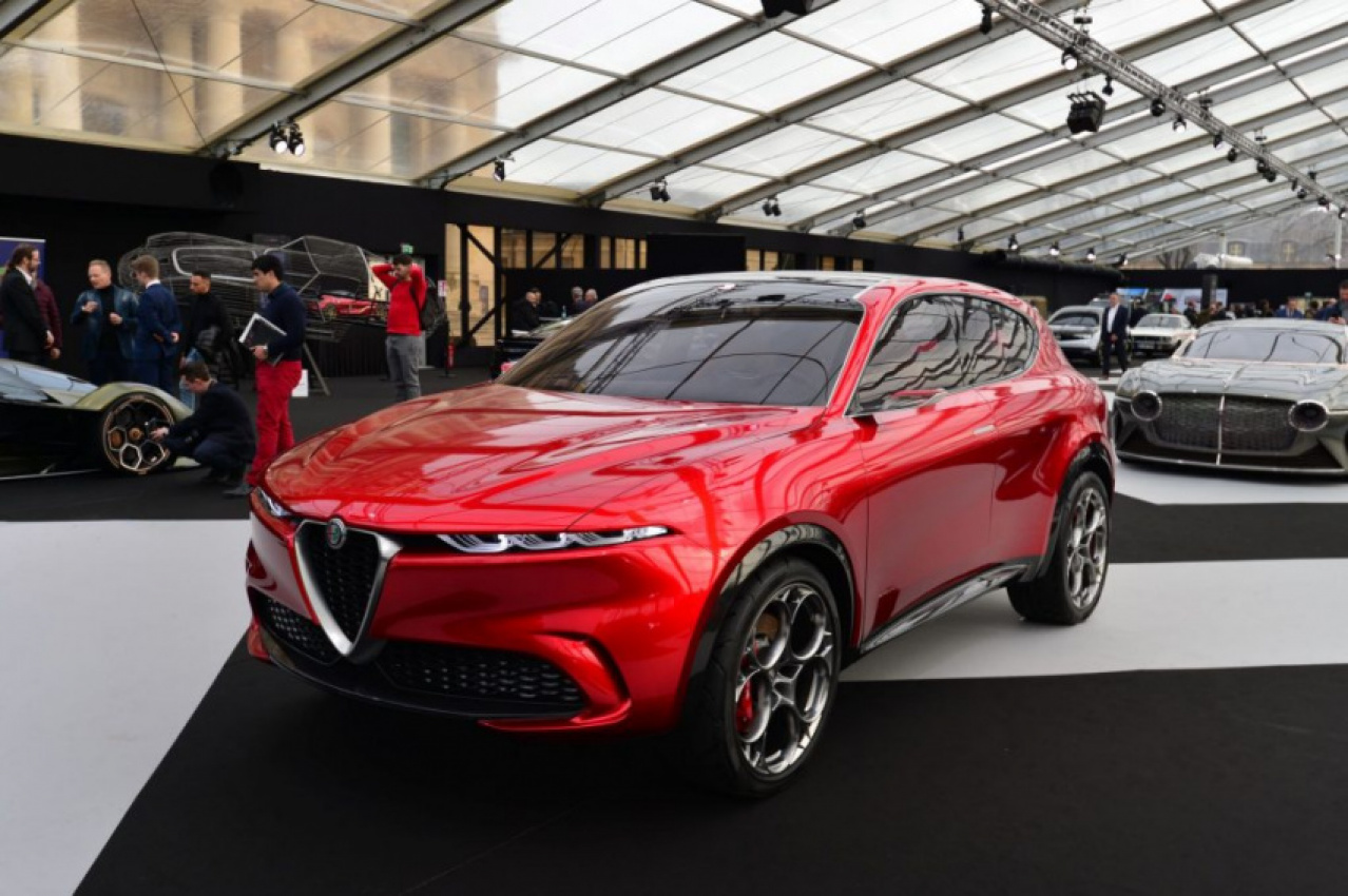 alfa romeo, android, autos, cars, jeep, jeep wrangler, tonale, wrangler, android, 2023 alfa romeo tonale vs. 2022 jeep wrangler 4xe: italian class or off-road plug-in power?