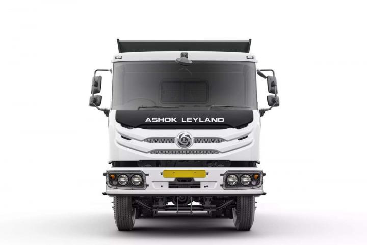 autos, cars, ashok leyland, commercial vehicles, indian, medium and heavy commercial vehicles (m&hcv), ashok leyland avtr 2825 tipper with 9-speed amt launched