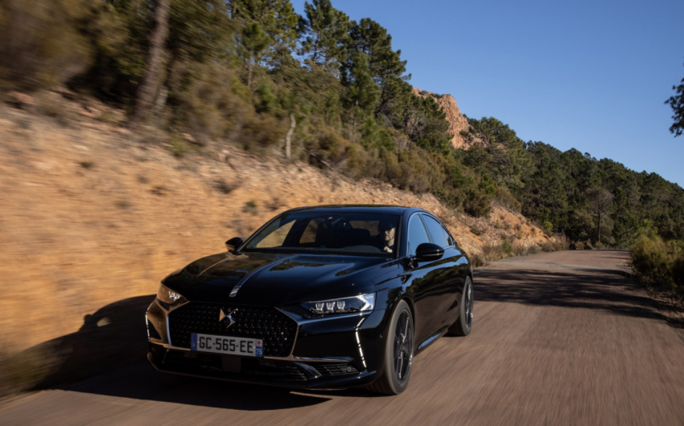 autos, cars, first drives, reviews, ds 9, ds automobiles, e-tense, phev, plug-in hybrid, saloon, ds 9 e-tense 4x4 360 review 2022: alternative executive saloon gets a sporty edge