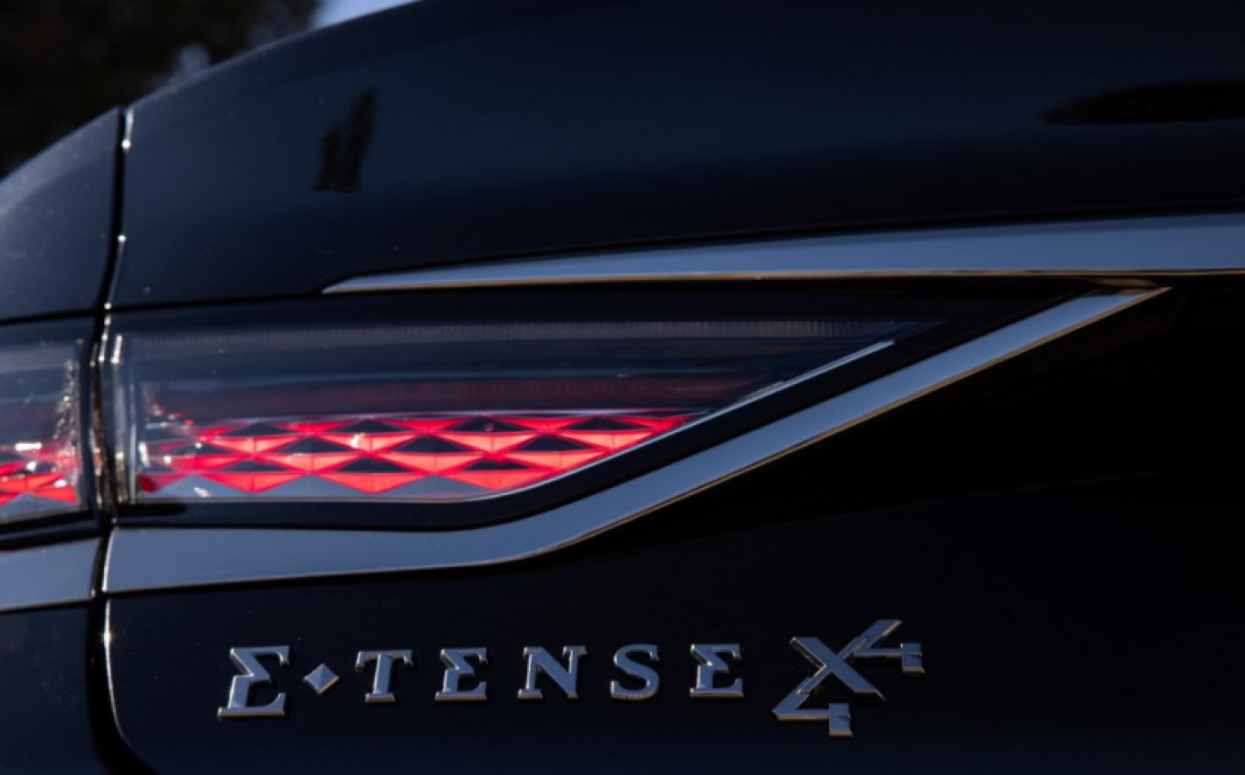 autos, cars, first drives, reviews, ds 9, ds automobiles, e-tense, phev, plug-in hybrid, saloon, ds 9 e-tense 4x4 360 review 2022: alternative executive saloon gets a sporty edge