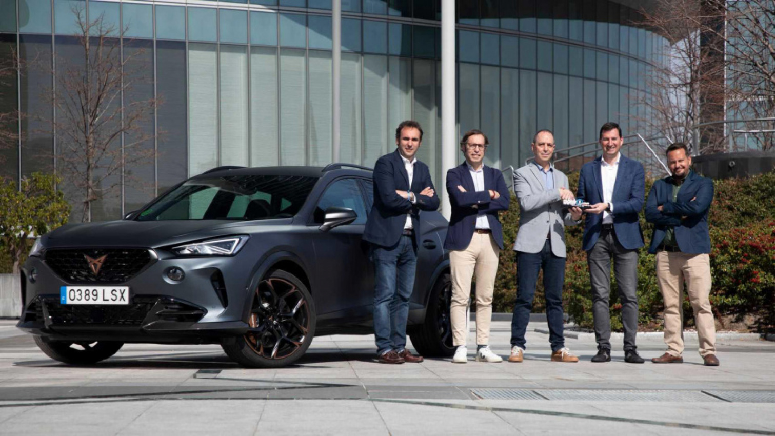 autos, cars, cupra, el cupra formentor vz5 recibe el premio motor1 social car of the year 2022