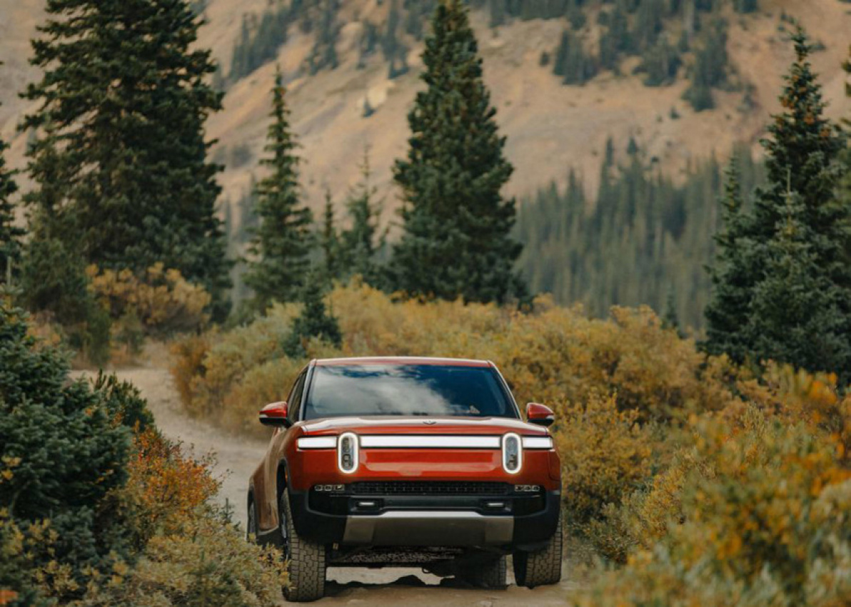 autos, cars, hp, rivian, rivian launches 600-hp dual-motor r1s and r1t, raises quad-motor pricing