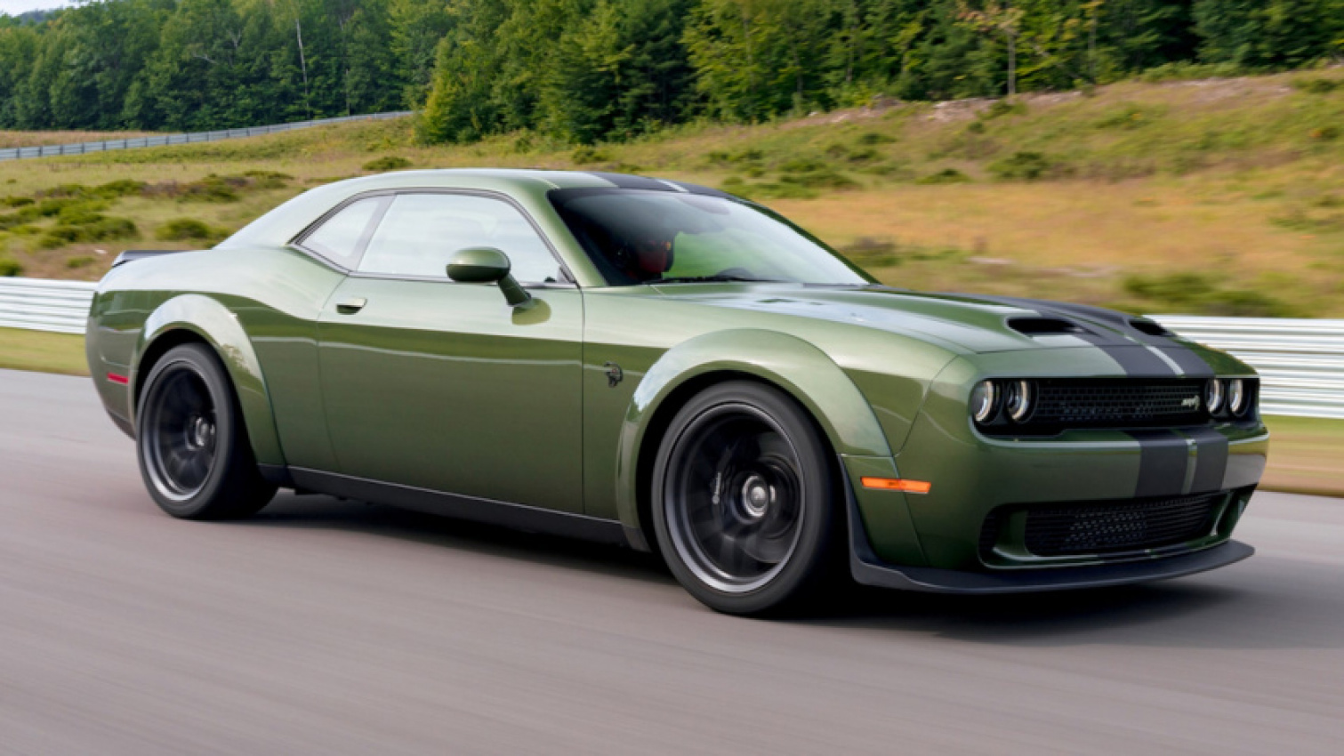 autos, cars, dodge, dodge challenger hellcat no longer available with a stick shift—for now