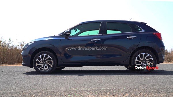 autos, cars, reviews, suzuki, 2022 maruti suzuki baleno first drive review, 2022 maruti suzuki baleno review, amazon, android, baleno petrol review, new 2022 maruti suzuki baleno first impressions, new maruti suzuki baleno 1.2 petrol, new maruti suzuki baleno design, new maruti suzuki baleno features, new maruti suzuki baleno handling, new maruti suzuki baleno interiors, new maruti suzuki baleno performance, new maruti suzuki baleno petrol amt variant details, new maruti suzuki baleno petrol variant review, new maruti suzuki baleno seating comfort, new maruti suzuki baleno specs, new maruti suzuki baleno variants, amazon, android, 2022 maruti suzuki baleno review — the people’s favourite now offers more features & is very impressive
