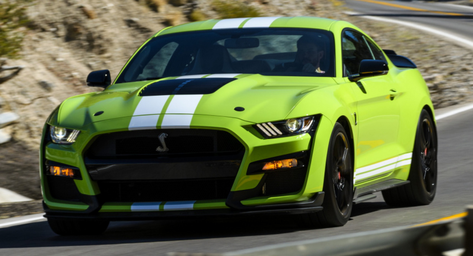 autos, cars, ford, news, shelby, ford mustang, reports, one-sixth of ford mustang shelby gt500 owners pay for $10,000 hand-painted stripes