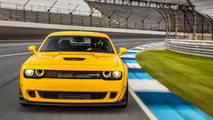 autos, cars, dodge, 2022 dodge challenger hellcat temporarily loses manual transmission
