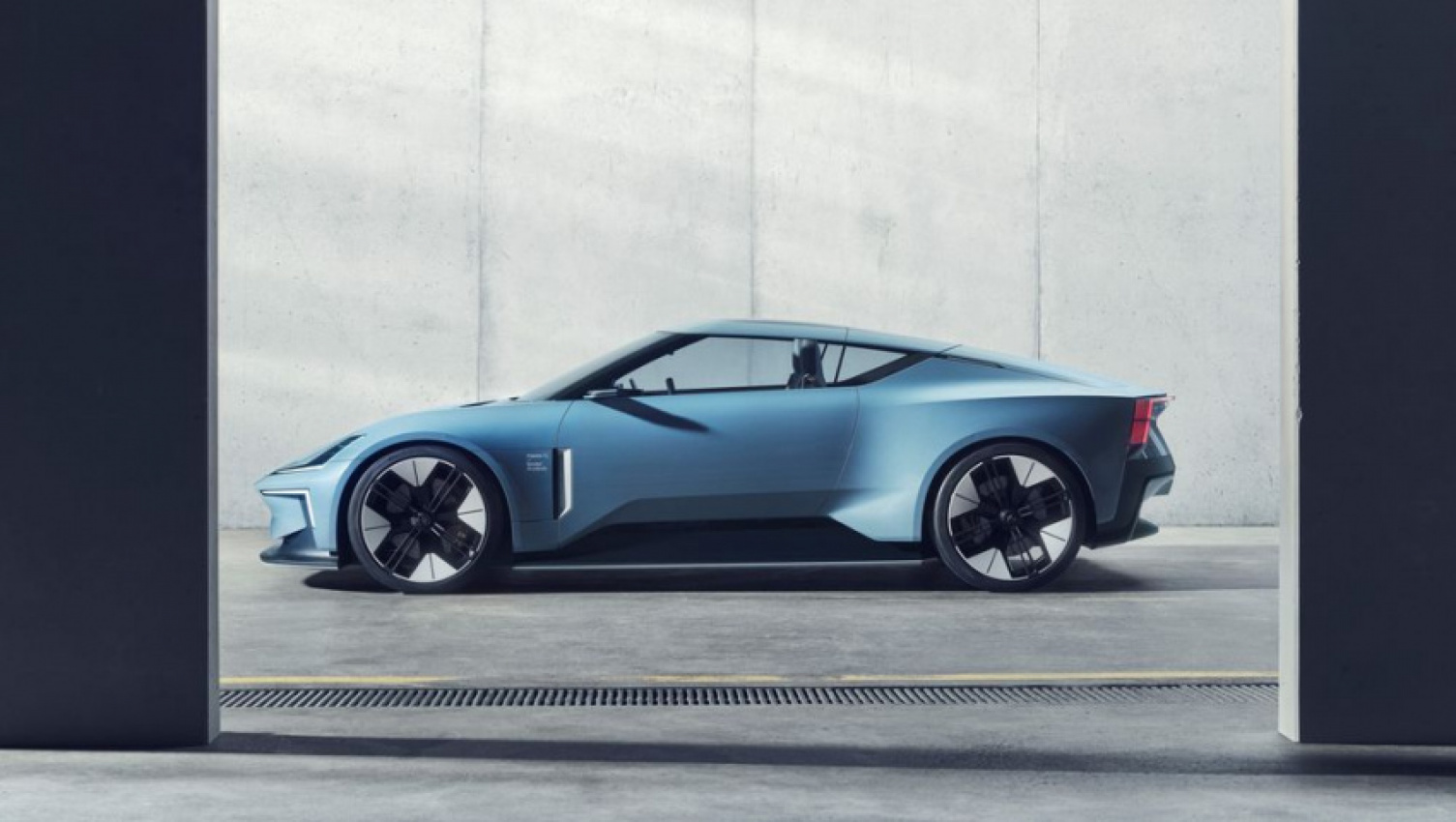 autos, cars, news, polestar, polestar o2 electric roadster concept has its own drone