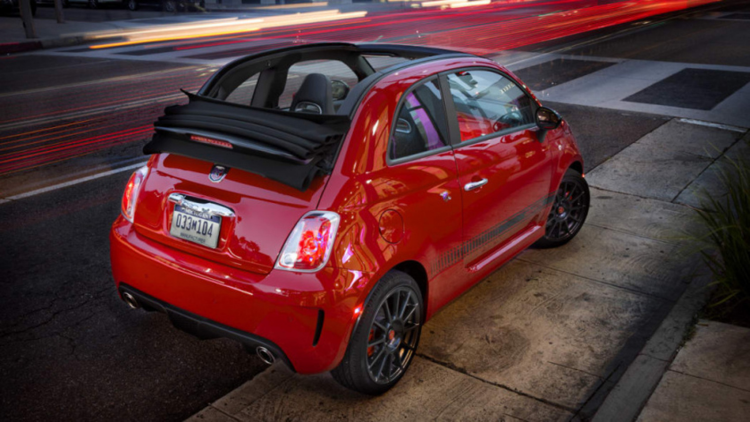 autos, cars, fiat, car values, convertible, hatchback, performance, used car buying, used vehicle spotlight, 2012-2019 fiat 500 abarth | used vehicle spotlight