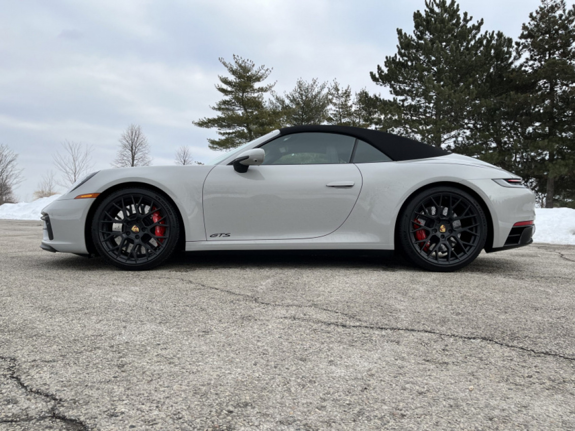 autos, cars, porsche, reviews, android, luxury, performance, android, review: 2022 porsche 911 carrera 4 gts cabriolet