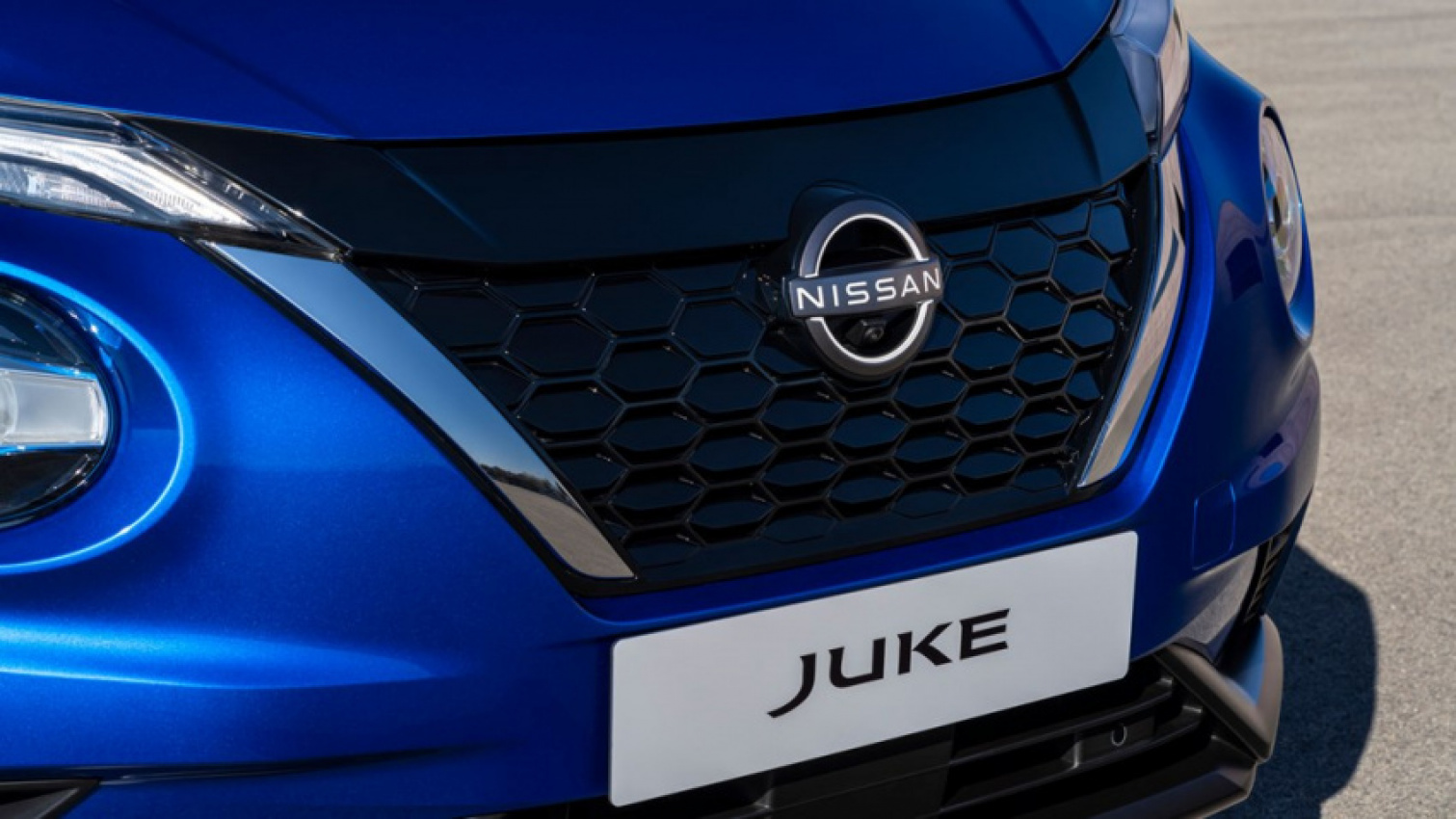 autos, cars, nissan, nissan juke, new 2022 nissan juke hybrid launched, offering up to 54mpg
