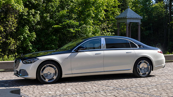 autos, cars, maybach, mercedes-benz, 2022 mercedes-benz maybach s-class, 2022 mercedes-benz maybach s-class booking, 2022 mercedes-benz maybach s-class features, 2022 mercedes-benz maybach s-class safety features, 2022 mercedes-benz maybach s-class specs, android, mercedes, mercedes-benz maybach s-class, mercedes-benz maybach s-class features, mercedes-benz maybach s-class price, new mercedes-benz maybach s-class, android, 2022 mercedes-maybach s-class launched in india: prices start from rs 2.50 crore