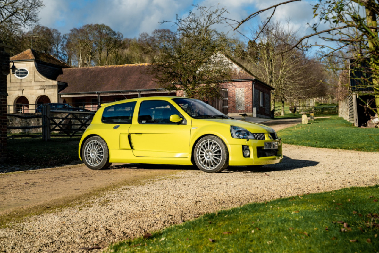 autos, cars, news, renault, auction, hot hatch, renault clio, used cars, a 2004 renault clio v6 phase 2 just sold for a record $120,000