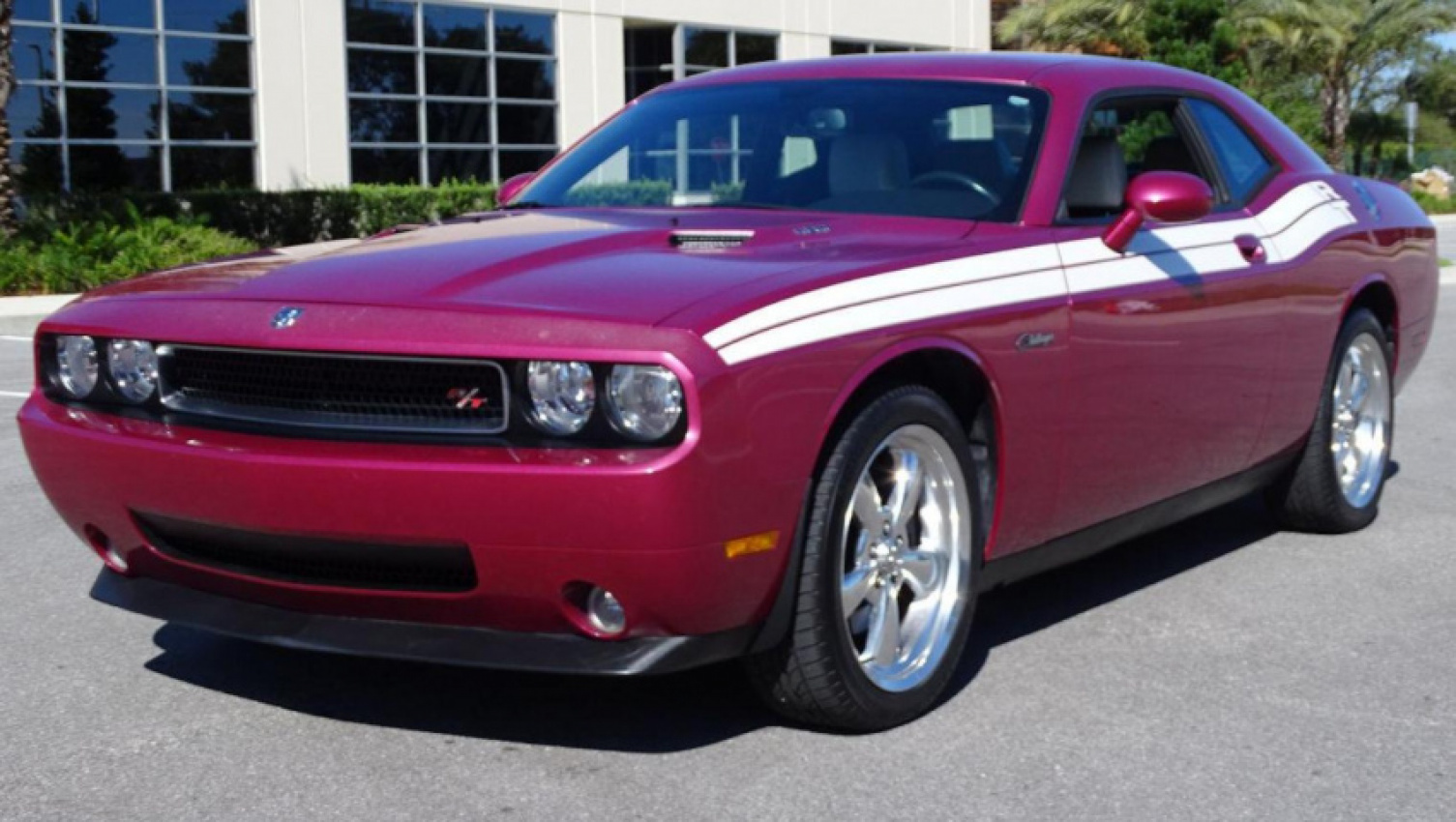 autos, cars, classic cars, dodge, 3rd generation challenger guides, vnex, 2010 dodge challenger guide: specs, performance & more