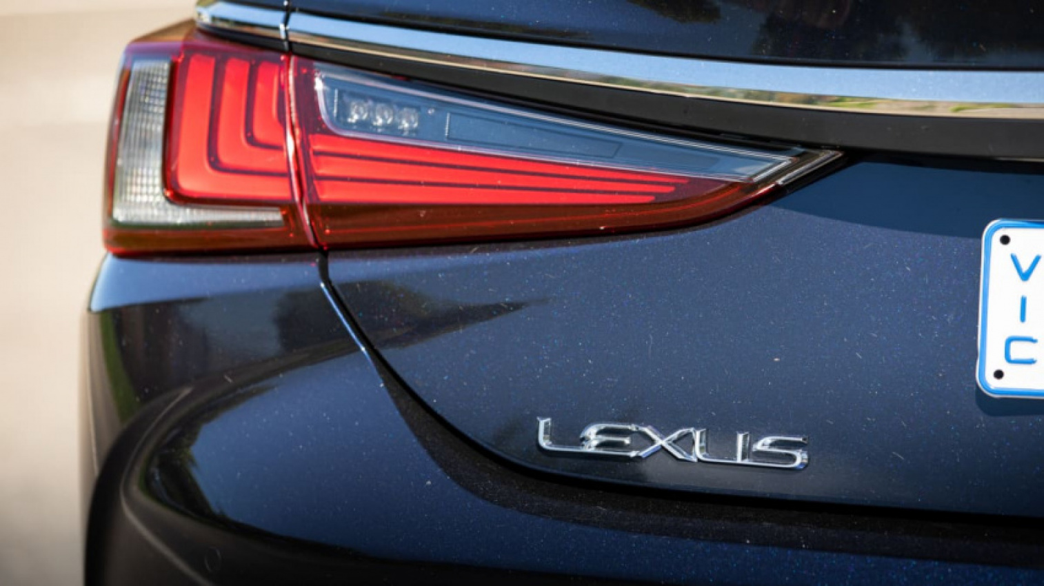 autos, cars, lexus, reviews, 2022 lexus es250 luxury review