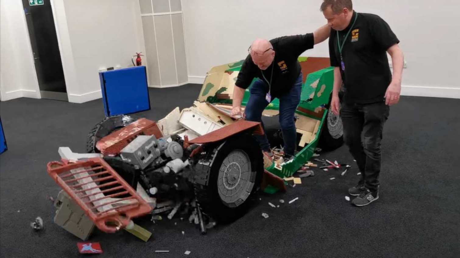 autos, cars, jeep, life-size lego jeep looks amazing right up until it gets destroyed