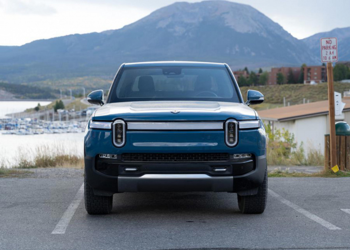 autos, cars, rivian, rivian hits reverse on price hikes for existing reservation holders