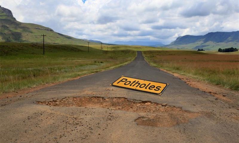 all news, autos, cars, potholes, roads, sa roads, sanral, 80% of south africa’s national road network past its 20-year design life