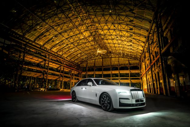 autos, cars, news, rolls-royce, car magazine, the world&039;s greatest car website, top gear, topgear, topgear malaysia, the 2022 rolls-royce black badge ghost is here in malaysia - from rm1.8 million