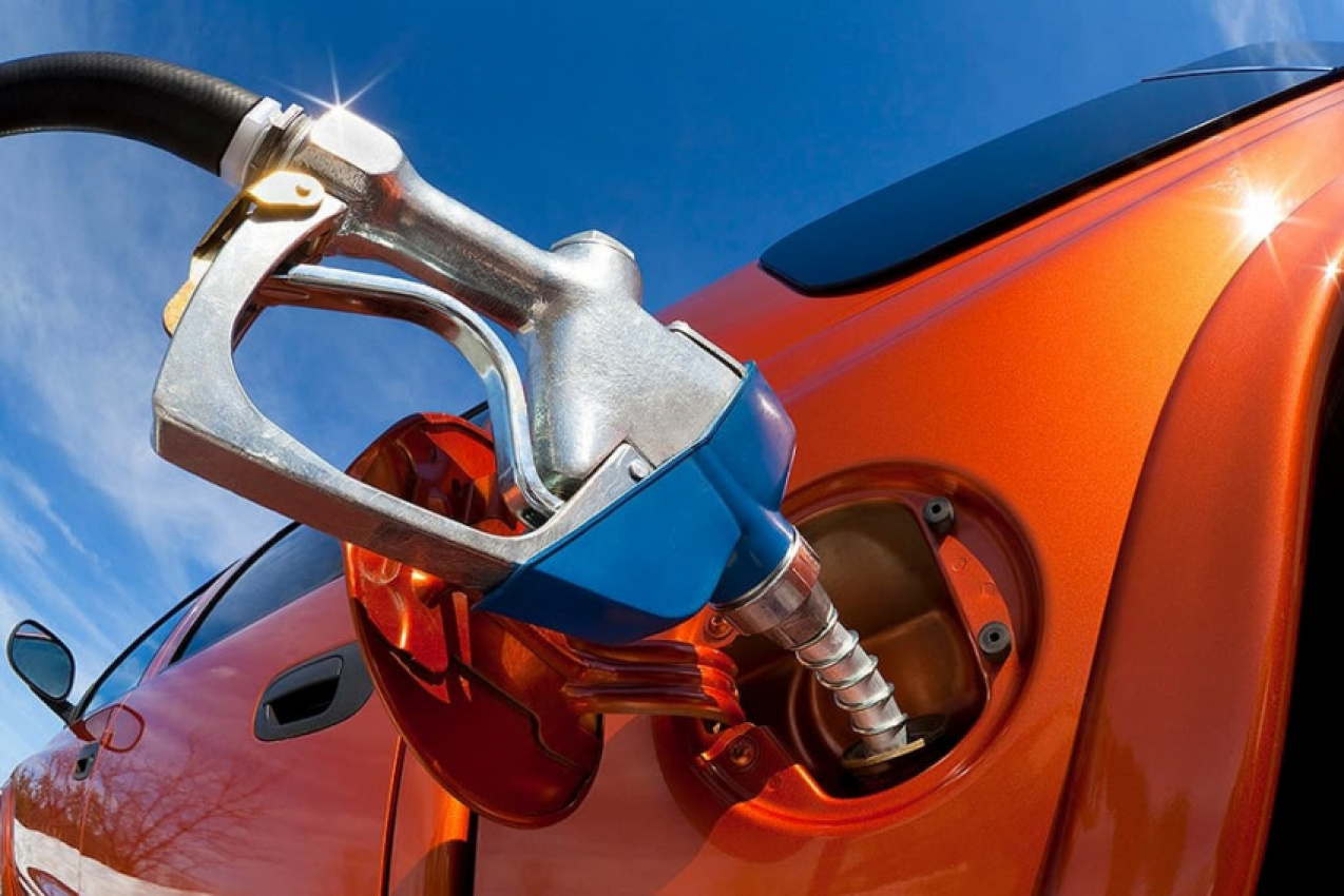 autos, cars, reviews, car news, reports of $3/litre petrol prices in australia ‘ludicrous’