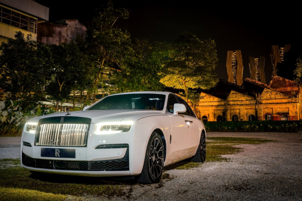autos, car brands, cars, rolls-royce, black badge, malaysia, rolls-royce motor cars, rolls-royce black badge ghost manifests in malaysia