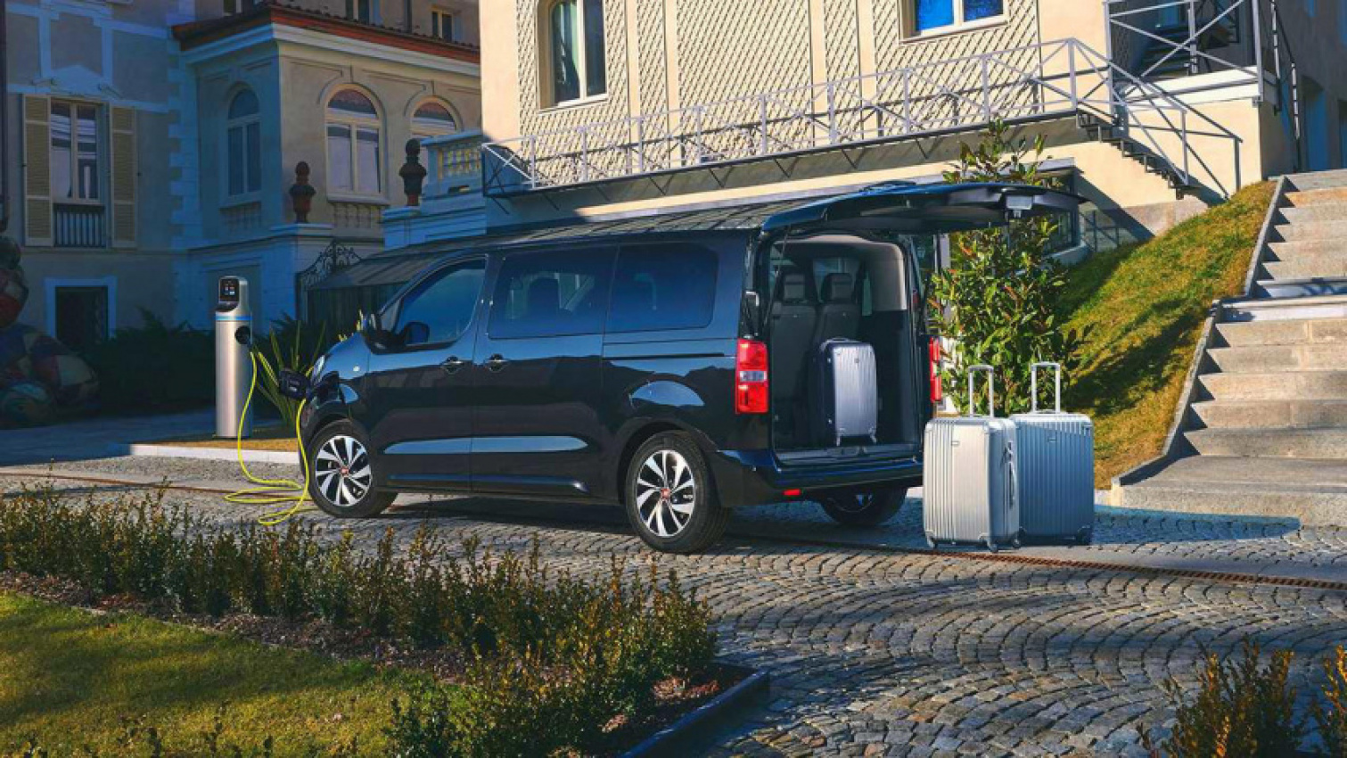 autos, cars, fiat, fiat e-ulysse 2022: nueva furgoneta eléctrica, a la venta en mayo