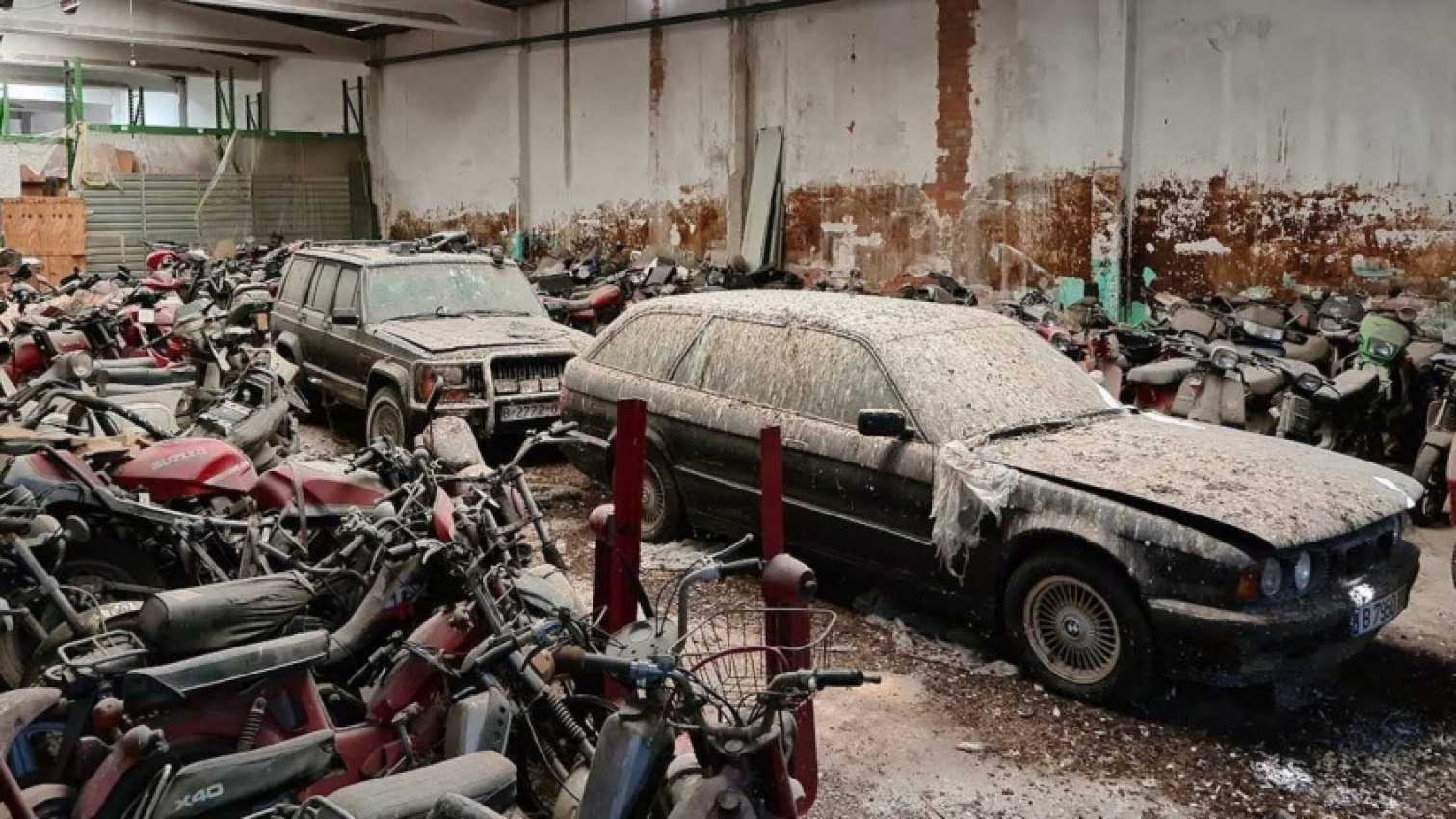 autos, bmw, cars, abandoned bmw dealership is a gold mine for classic car lovers