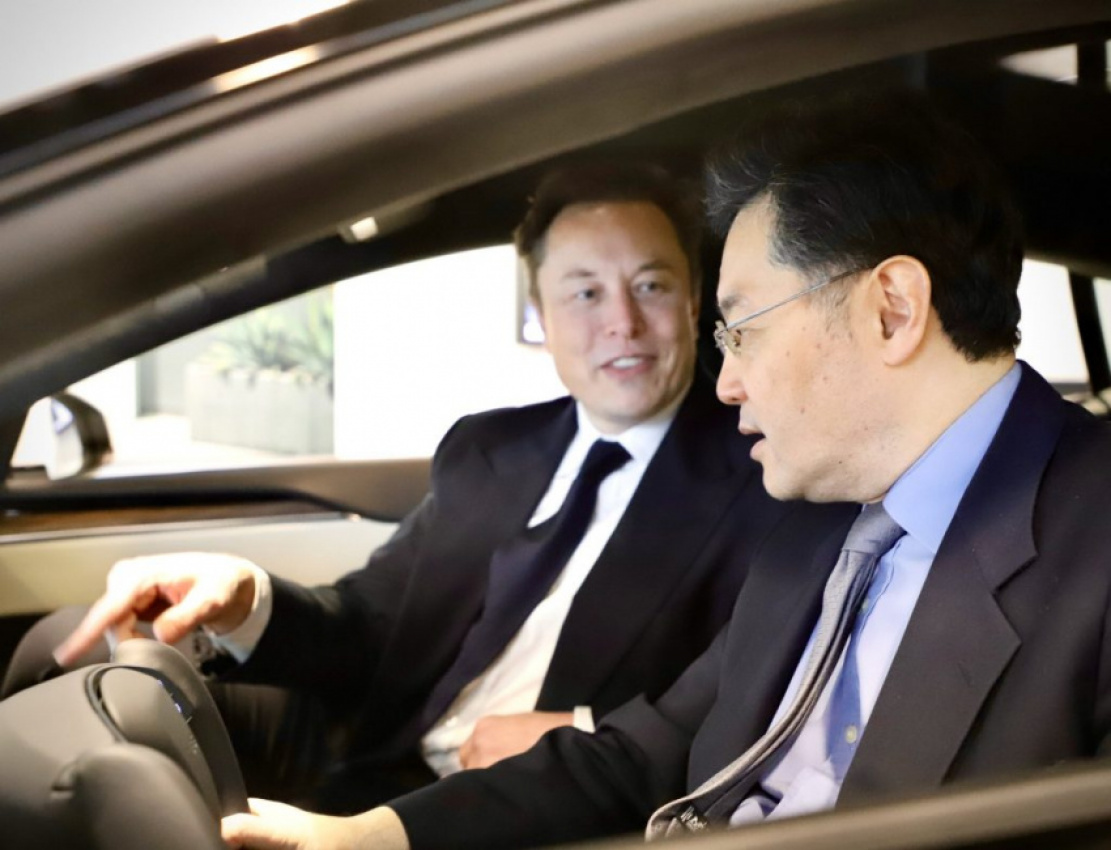 autos, cars, news, space, spacex, tesla, tesla’s elon musk showcases model s plaid with fsd beta to china’s ambassador to the us
