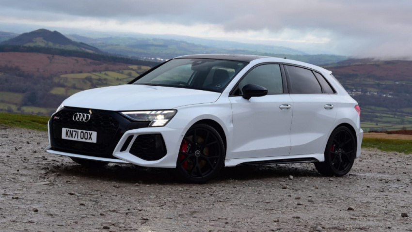 audi, autos, cars, mercedes-benz, mg, reviews, android, hot hatches, mercedes, performance cars, android, audi rs 3 vs mercedes-amg a 45 s: 2022 twin test review