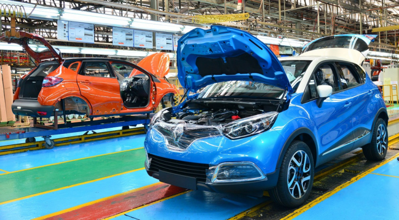 autos, car brands, cars, renault, tan chong euro cars, tcec, locally assembled renault captur launched; with early bird rebate