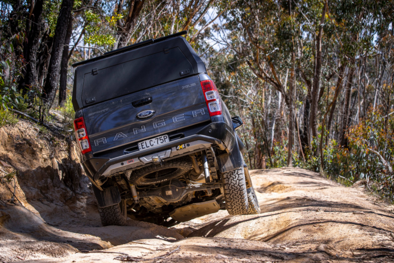 autos, cars, gear, how to, how to, how to descend steep hills in a 4x4