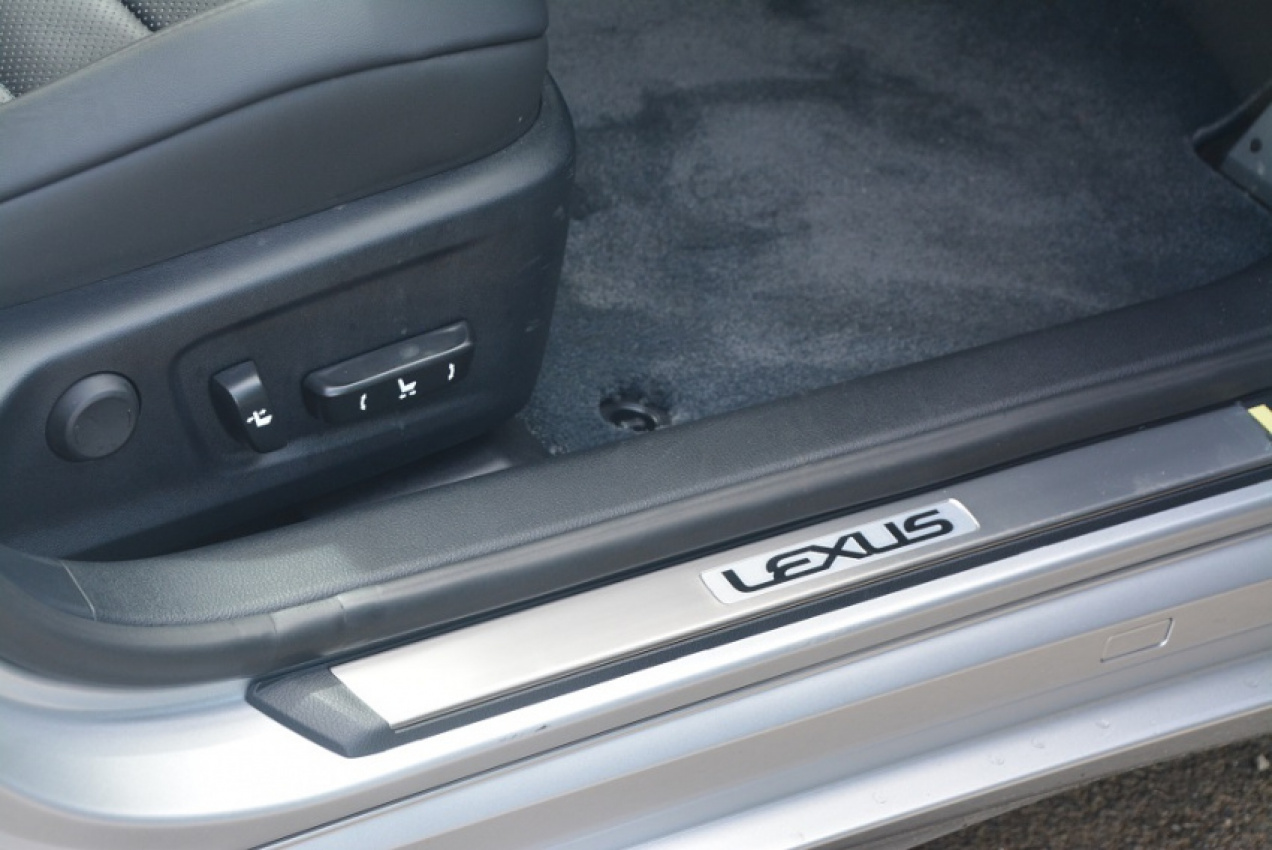 autos, cars, featured, lexus, 200t, lexus is 200t test drive review