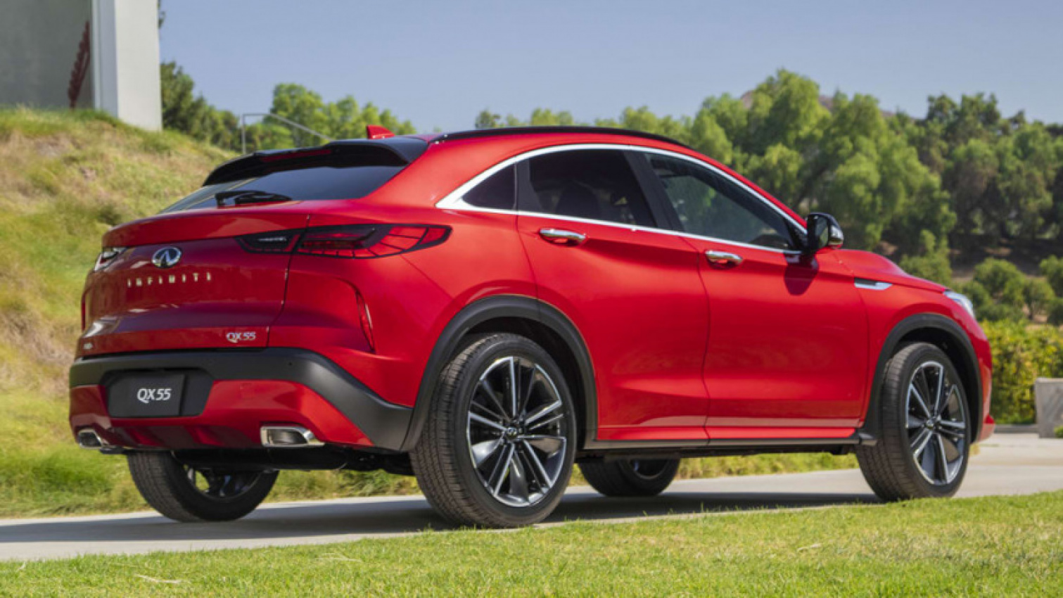 autos, cars, infiniti, coupe, crossover, road tests, 2022 infiniti qx55 road test | yes, crossover coupes can be weekend warriors