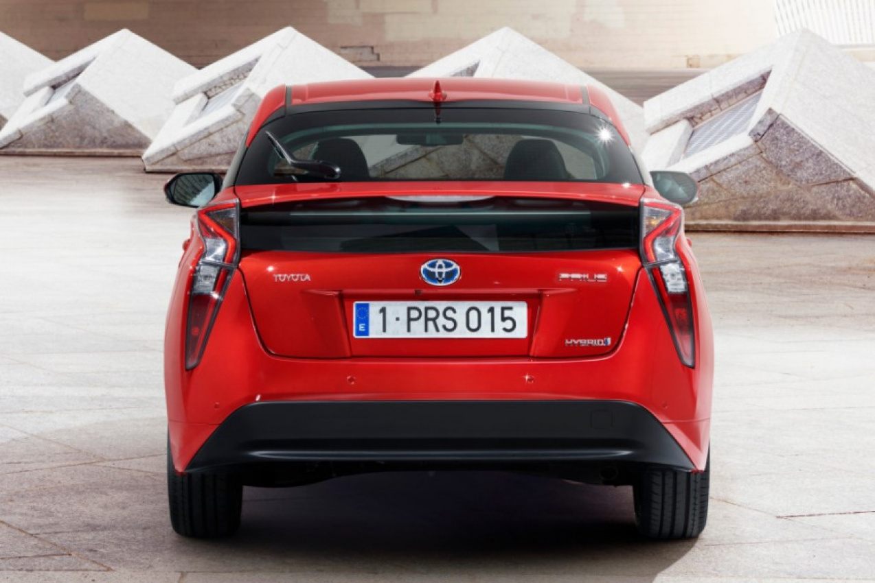 autos, cars, featured, toyota, prius, toyota unveils all-new fourth-generation prius