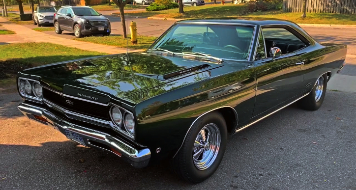american classic, cars, classic cars, hp, plymouth, classic cars, only 800 miles 1968 plymouth gtx fitted with 528 hemi v8 pushing 700hp