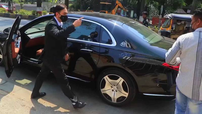 article, autos, cars, maybach, is this stealthy maybach, shahid kapaoor’s 41st birthday present?
