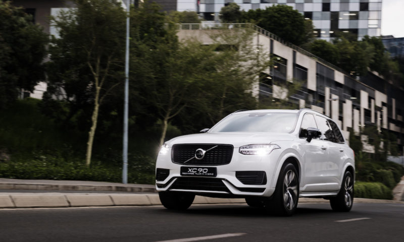 all news, autos, cars, volvo, hybrid, phev, t8, t8 recharge, xc90, volvo unveils most powerful xc90 ever – the xc90 t8 recharge
