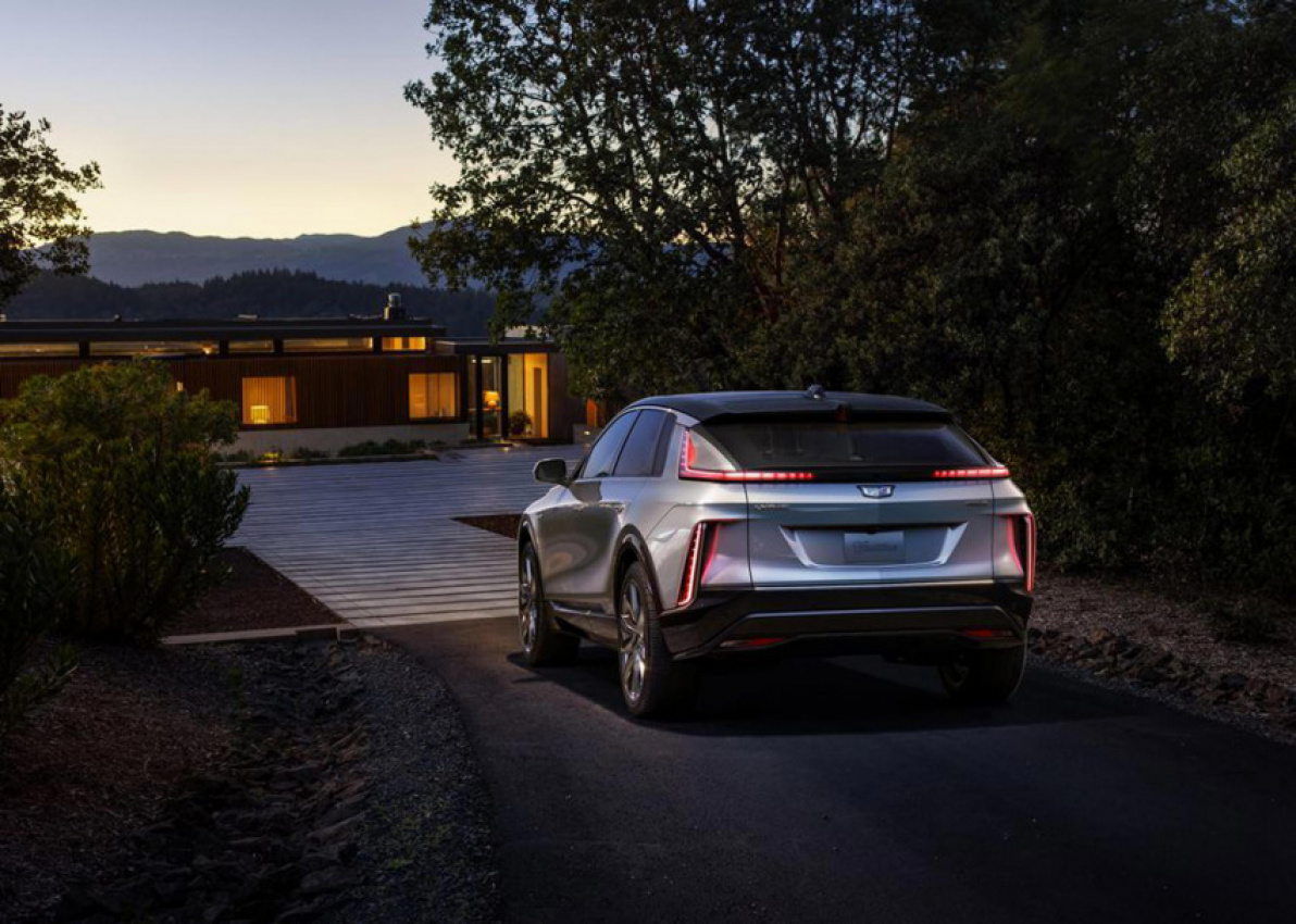 autos, cadillac, cars, 2023 cadillac lyriq starts production in two weeks, report says