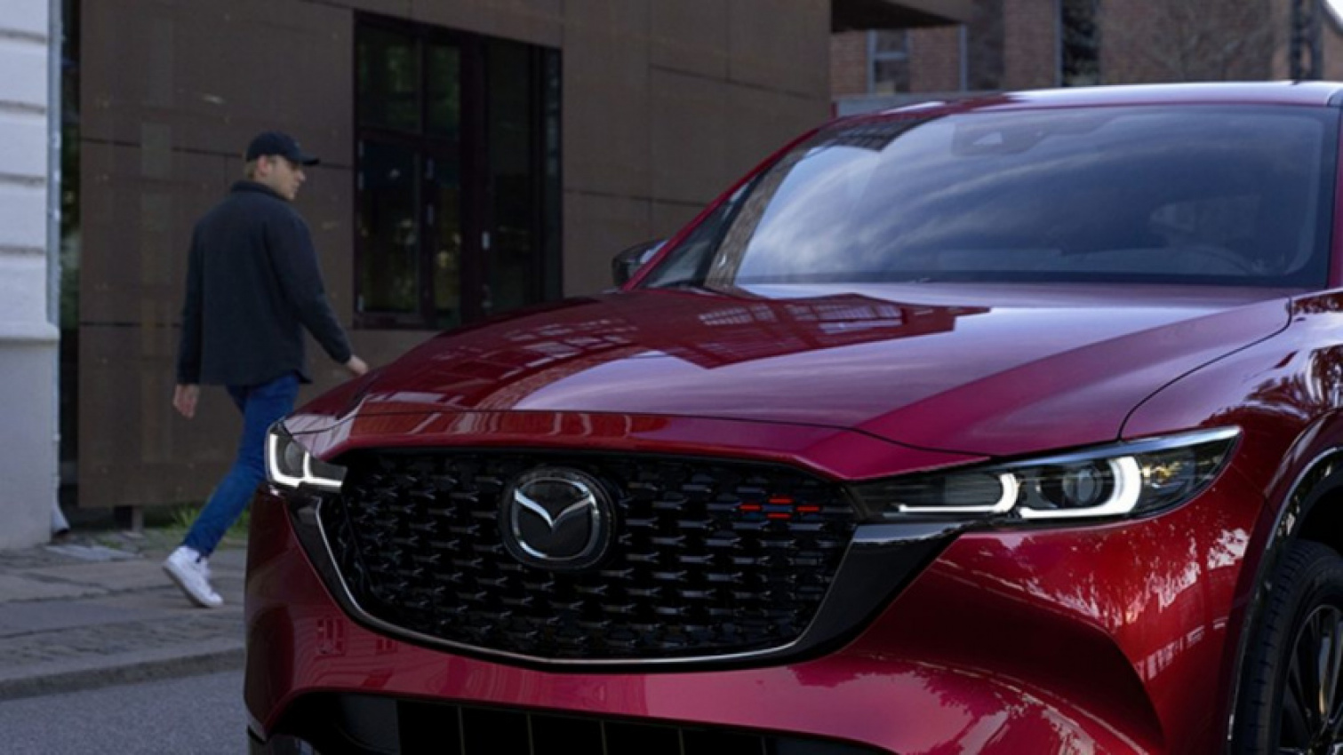 autos, cars, mazda, compact suv, cx-5, mazda cx-5, carve up the roads in the safety of the 2022 mazda cx-5
