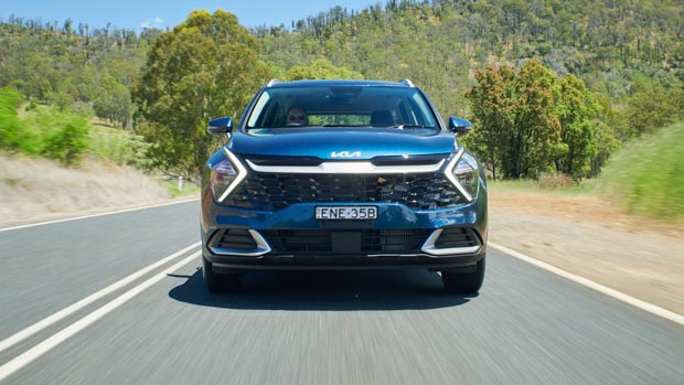 autos, cars, kia, reviews, kia sportage, kia sportage plug-in hybrid: what is it, and will it come to australia?
