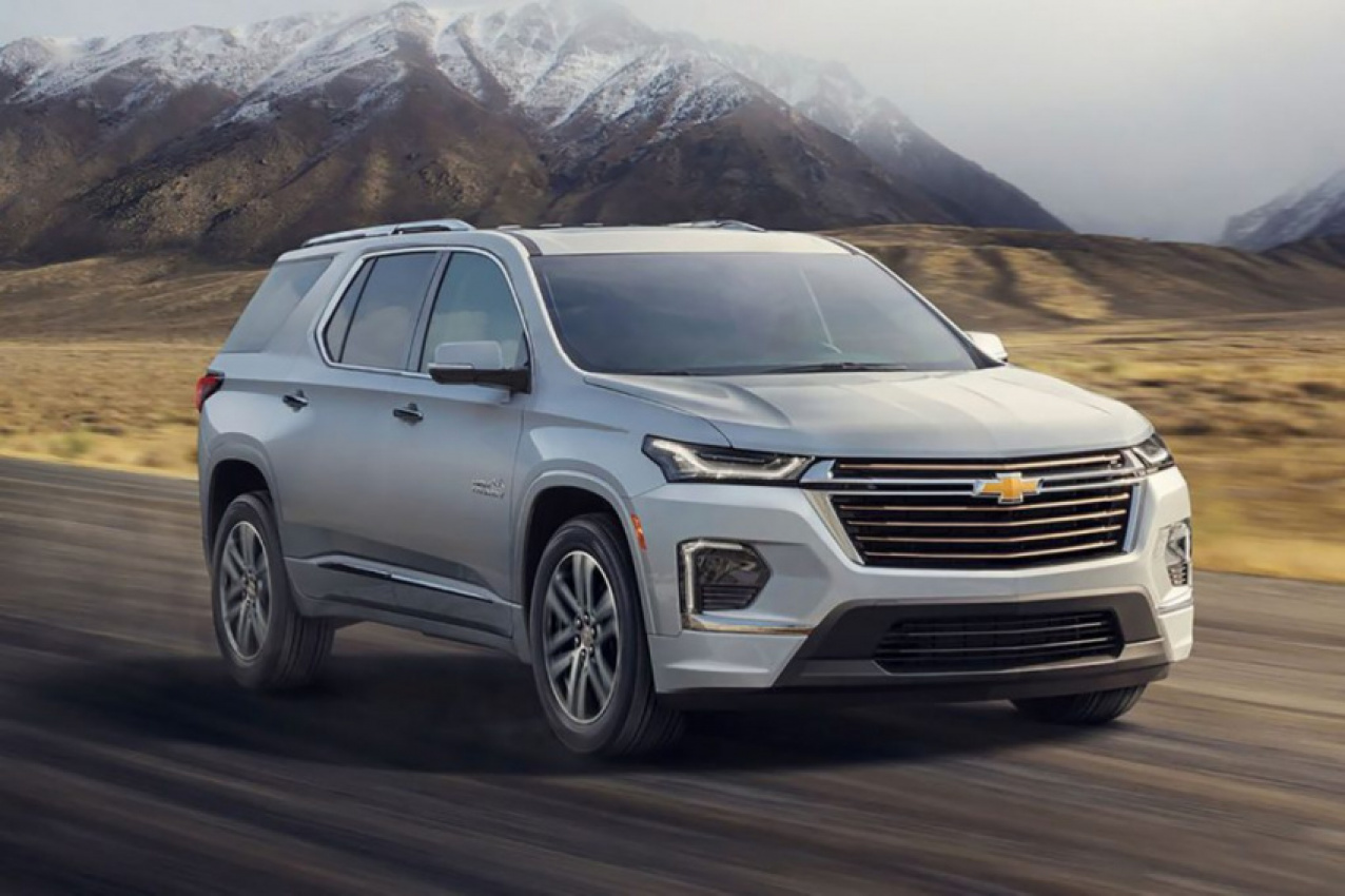 autos, cars, chevy, traverse, consumer reports recommends only one 2022 midsize 3-row suv