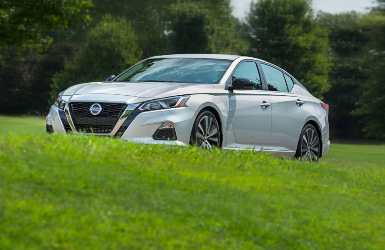 autos, cars, nissan, altima, nissan altima, choosing the best 2022 nissan altima trim doesn’t have to be difficult