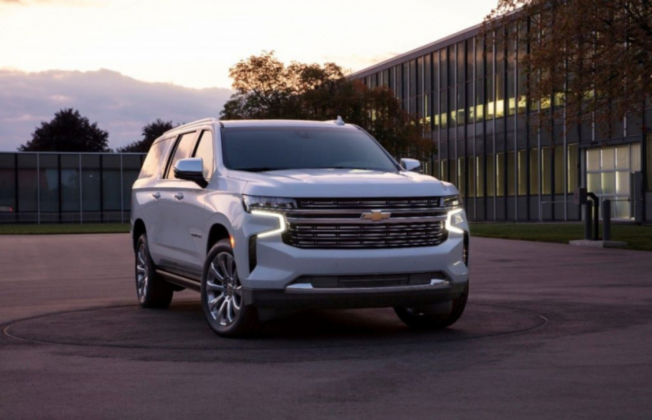 autos, cars, chevy, suburban, 4 standout features of the 2022 chevy suburban