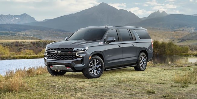 autos, cars, chevy, suburban, 4 standout features of the 2022 chevy suburban