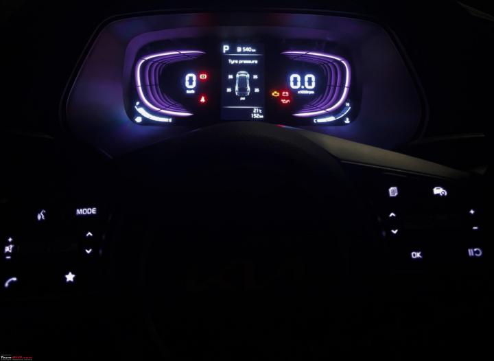autos, cars, kia, carens, indian, member content, kia carens prestige: interior view at night