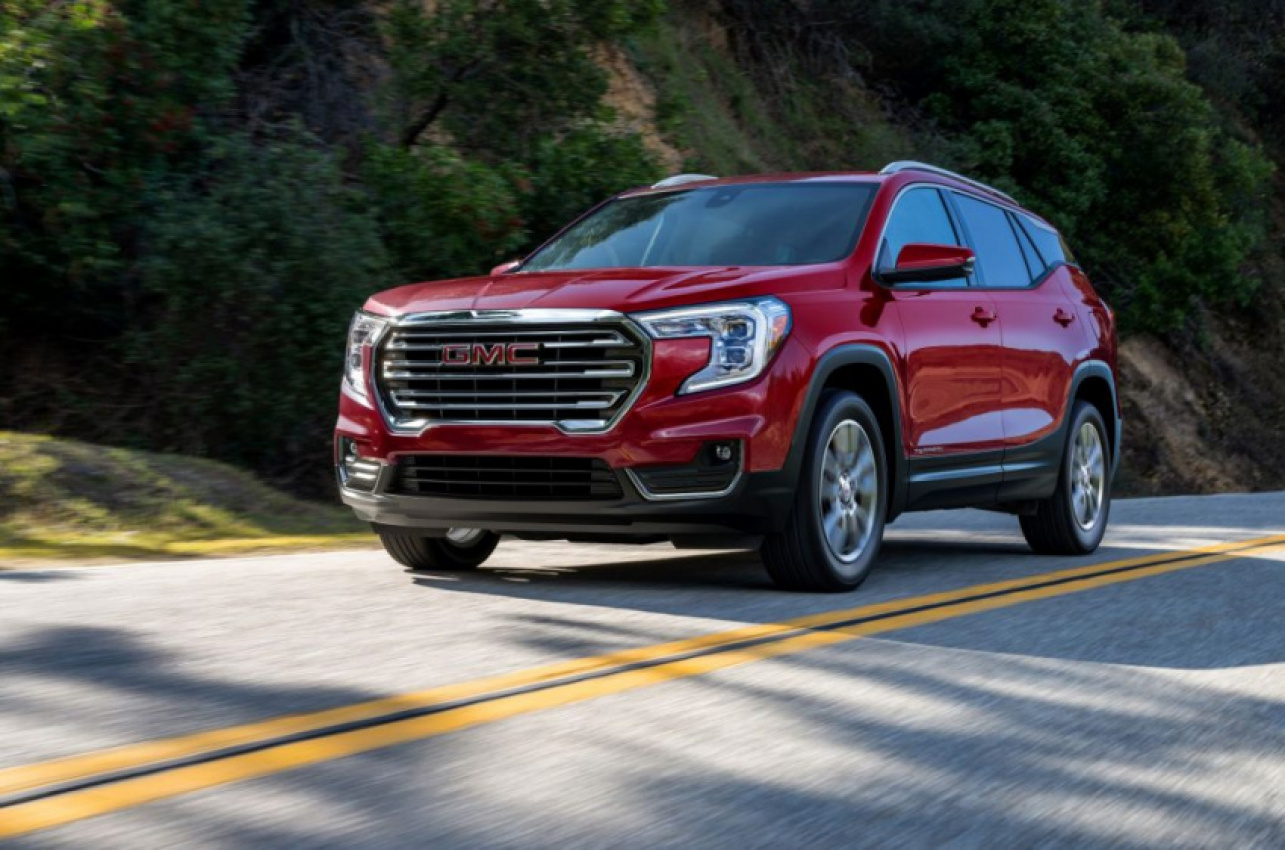 autos, cars, gmc, general motors, terrain, 750,000 gmc terrain models need a recall for blinding other drivers
