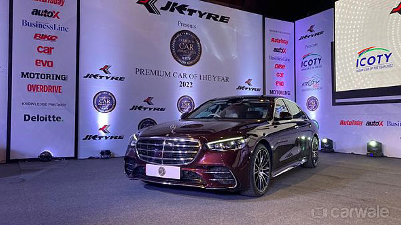 autos, cars, mercedes-benz, mercedes, mercedes-benz s-class wins premium car of the year award at icoty 2022