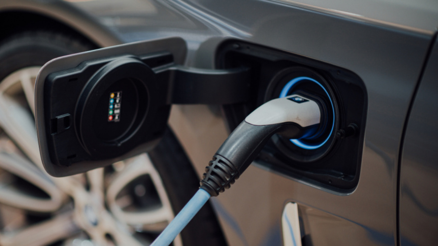autos, cars, electric vehicles, gasoline, gas prices will only go up more: is an ev the solution?