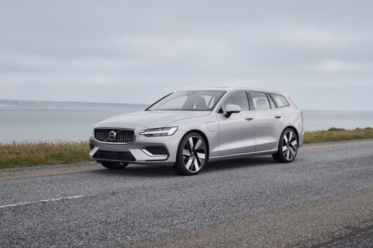 autos, cars, reviews, volvo, android, car news, prestige cars, sedan, volvo s60, wagon, android, volvo s60 and v60 wagon updated